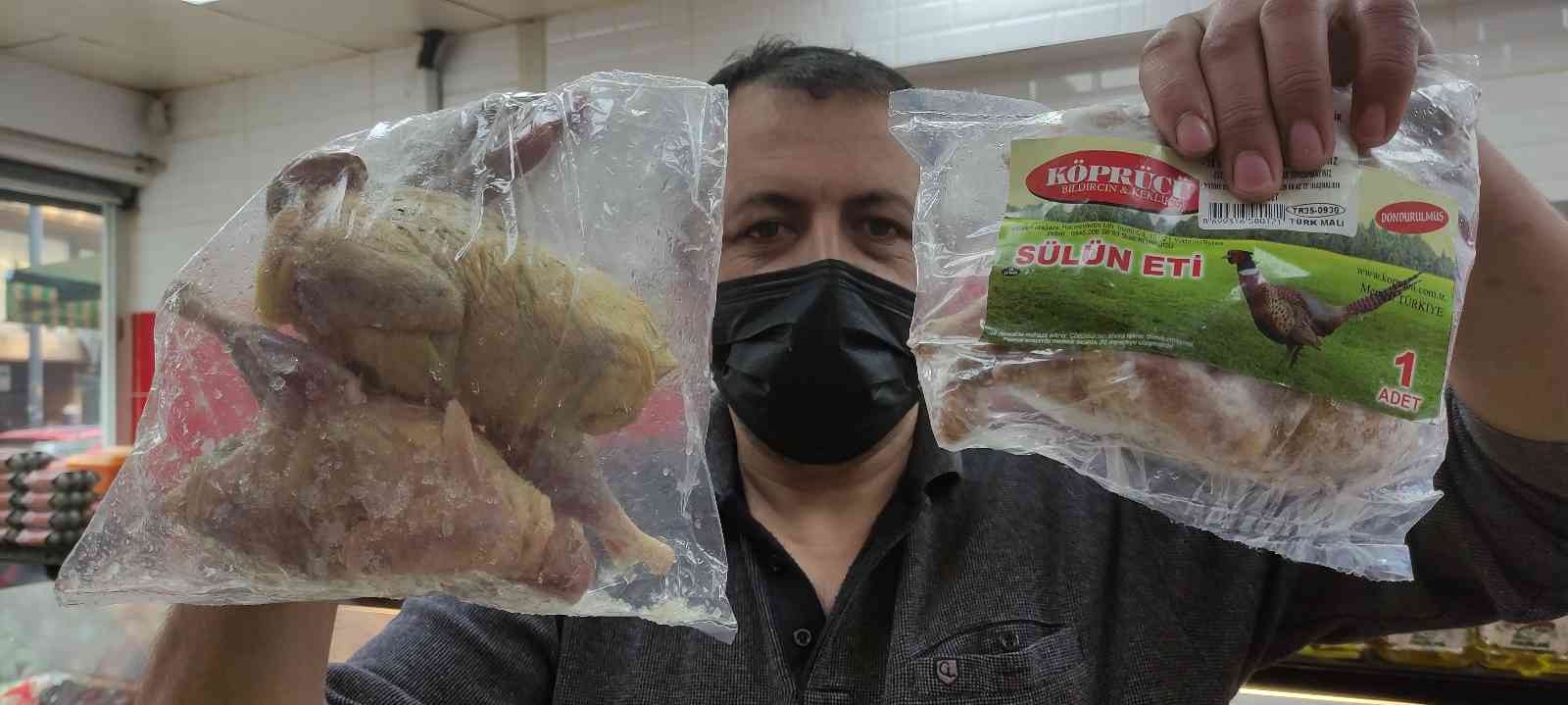 Bursa’da hobi olarak keklik ve sülün yetiştirmeye başlayan kişi şimdi yurt dışına etlerini ihraç ediyor. 10 yıl önce fabrikada çalışırken hobi ...