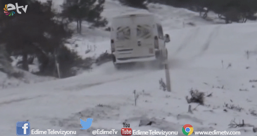 15 KÖY YOLU ULAŞIMA KAPALI