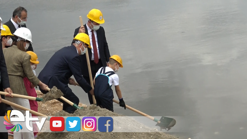 3 NEHİR 1 ŞEHİR PROJESİNİN TAMELİ ATILDI