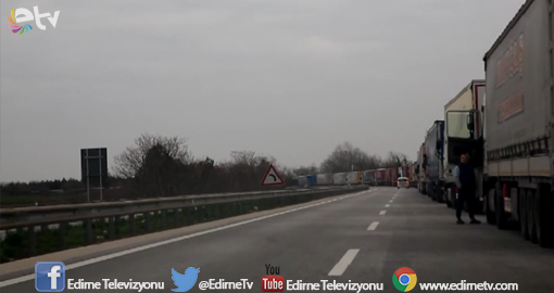 550 TIR KUYRUKTA BEKLİYOR