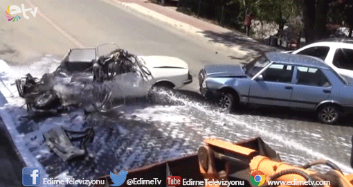 6 ARAÇ HURDAYA DÖNDÜ