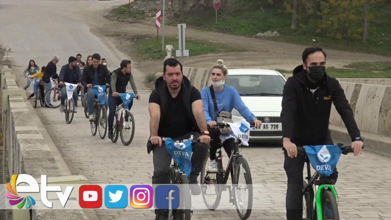 AKARYAKIT ZAMLARINA BİSİKLETLİ PROTESTO