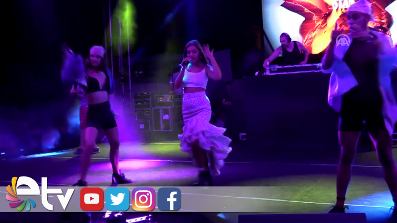 ALEXANDRA STAN ÇANAKKALE’DE KONSER VERDİ