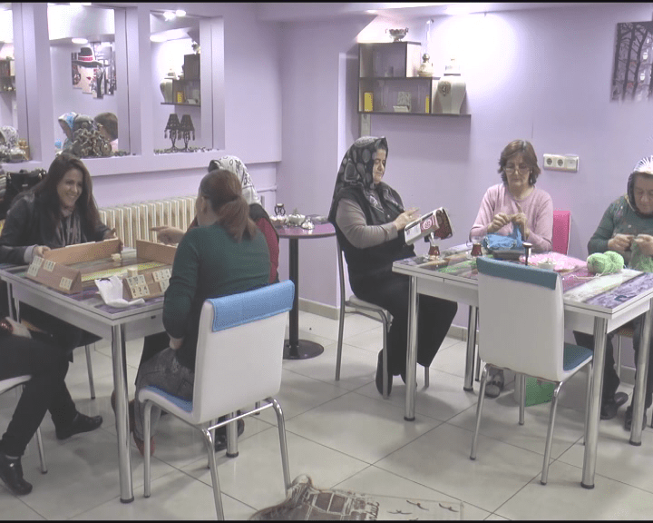 ALTIN GÜNLERİ KAHVEHANEYE TAŞINDI