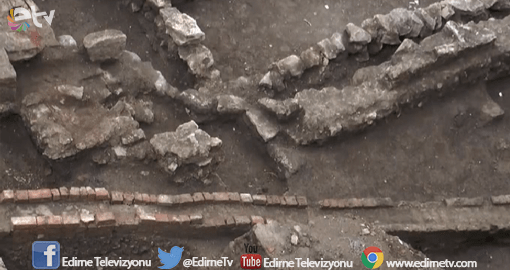 AVM İNŞAATINDA TARİHİ BULUNTULARA RASTLANDI