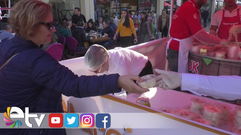 AVM’DE MİSAFİRLERE ÜCRETSİZ TAZE PİŞMANİYE DAĞITIMI