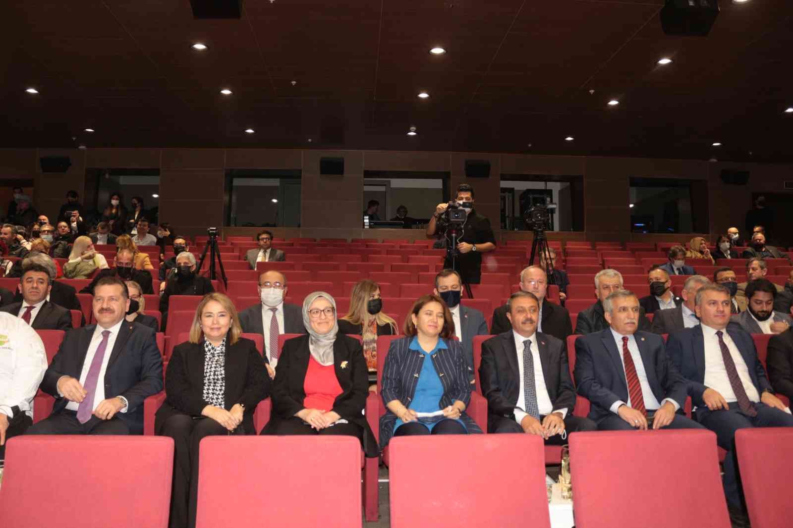 Balıkesir kahvaltısıyla tanınacak Balıkesir Valiliği ve Büyükşehir Belediyesi bünyesinde birçok kurum ve kuruluşun da desteklediği ’Balıkesir Kahvaltısı’ ile Haziran ayında ...