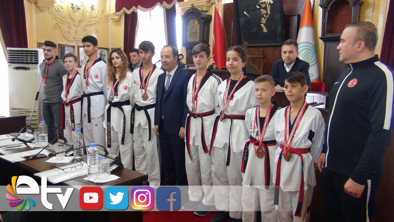 BAŞARILI TEKVANDOCULAR ÖDÜLLENDİRİLDİ