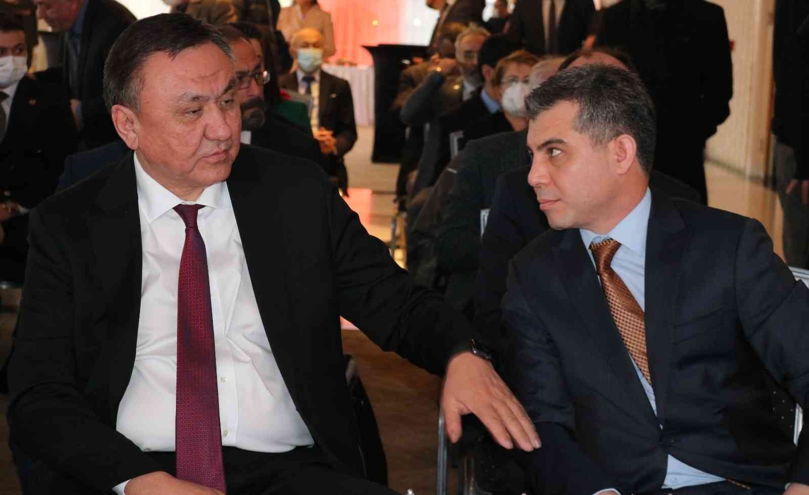 Bu konferans ile iki ülke arasındaki ticaret daha da güçlenecek SANKON ve Kırgız Cumhuriyeti Ankara Büyükelçiliği işbirliği ile düzenlenen ‘Türkiye Kırgızistan İş Formu Konferansı’ yoğun katılımla gerçekleşti ...