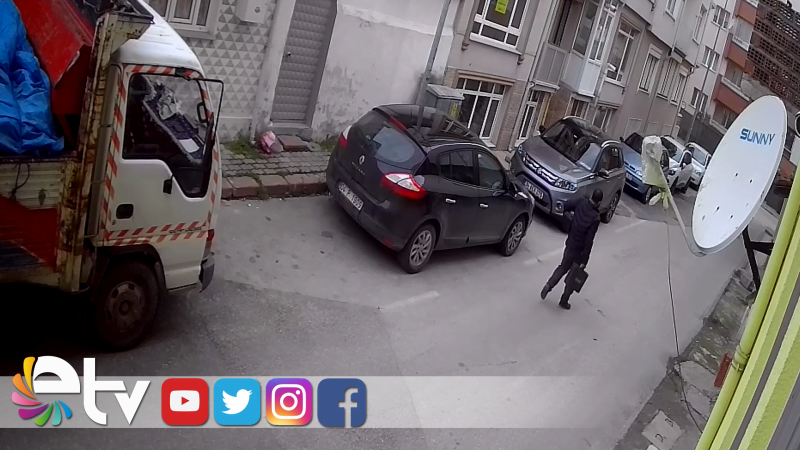 ÇALDIĞI MALZEMELERLE RAHAT RAHAT YÜRÜMESİ PES DEDİRTTİ