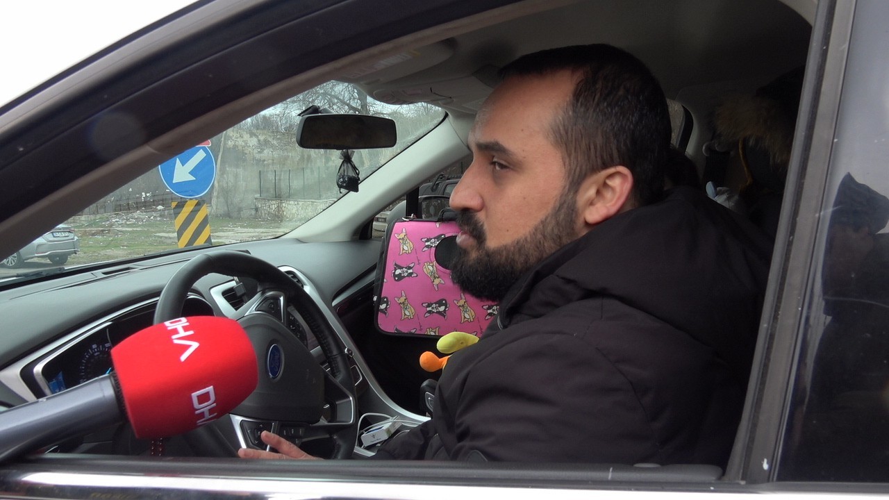 Çatışmalardan kaçan Ukraynalı ve Türk vatandaşları Türkiye’ye gelmeye devam ediyor Rusya’nın saldırısı sonrası Ukraynalılar ve Türk vatandaşları Türkiye’ye gelmeye devam ediyor. Rusya’nın saldırısı üzerine kendi araçları ile ...