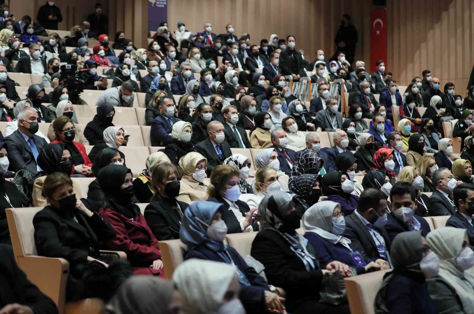 Cumhurbaşkanı Recep Tayyip Erdoğan, Şule Yüksel Şenler Vakfı Tanıtımı ve “Şule” Belgeseli gösteriminde yaptığı konuşmada “Biz bugün burada fikrin ...