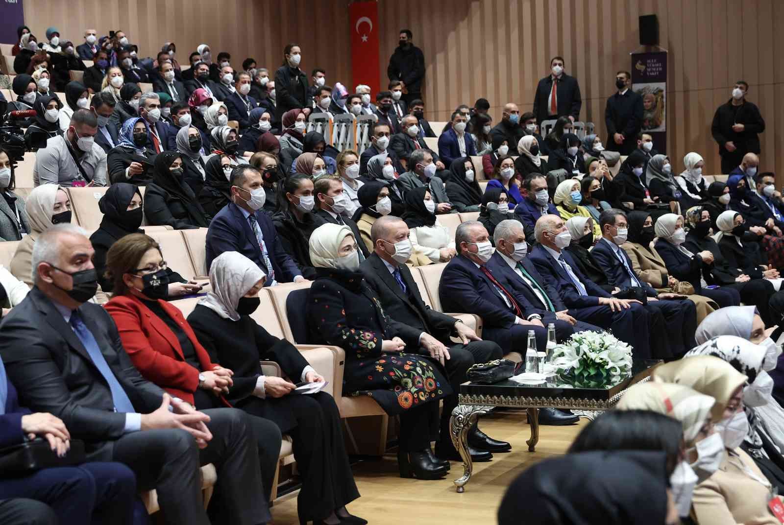 Cumhurbaşkanı Recep Tayyip Erdoğan, Şule Yüksel Şenler Vakfı Tanıtımı ve “Şule” Belgeseli gösteriminde yaptığı konuşmada “Biz bugün burada fikrin ...