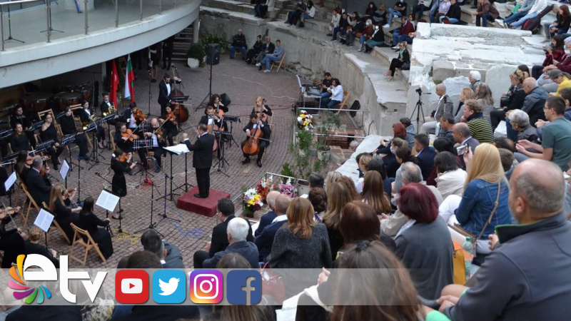 DOSTLUK İÇİN MUHTEŞEM KONSER