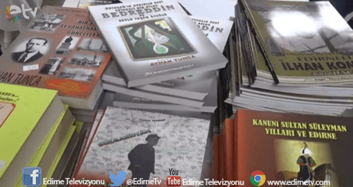EDİRNELİ YAZARLAR KİTAPLARINI İMZALADI