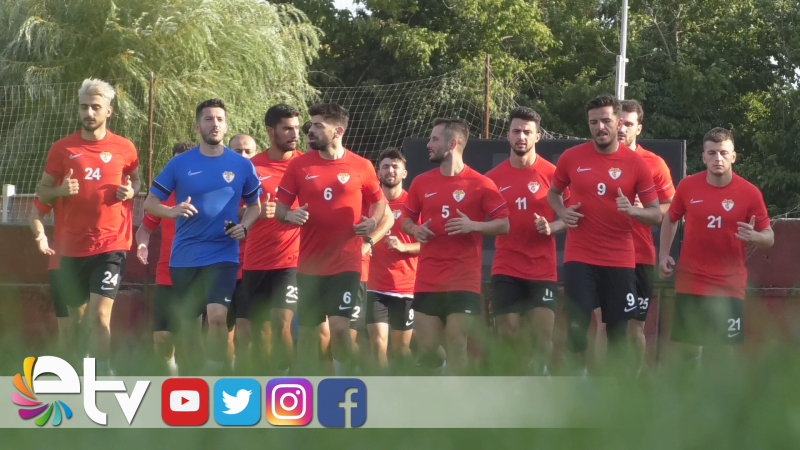 EDİRNESPOR TOPBAŞI YAPTI