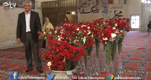 ESKİ CAMİ DE ESKİ BİR OSMANLI GELENEĞİ