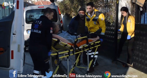 EV SAHİBİ İLE KİRACI BİRBİRLERİNİ BIÇAKLA YARALADI