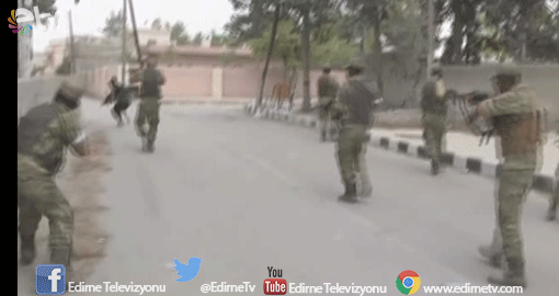 EVLERDE ARAMA YAPILIYOR