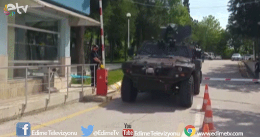 FETÖ'CÜ ÜÇ SAT KOMANDOSU YAKALANDI