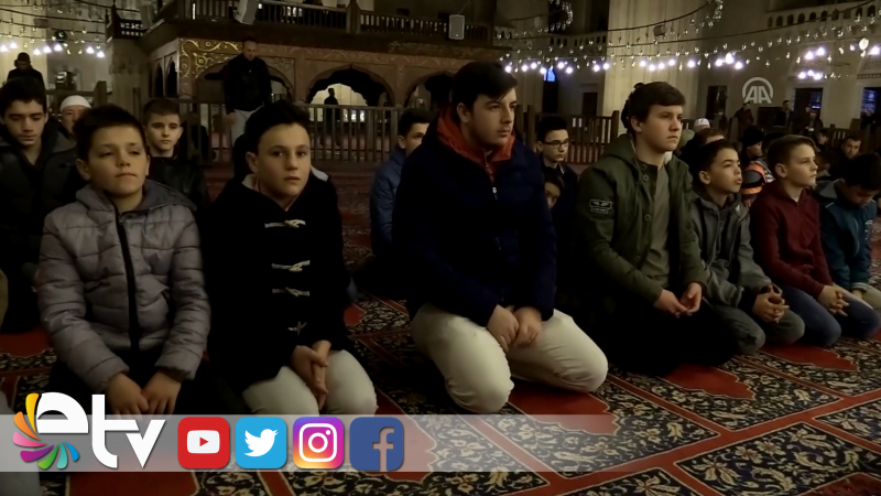 GENÇLER SABAH NAMAZINDA BULUŞTU