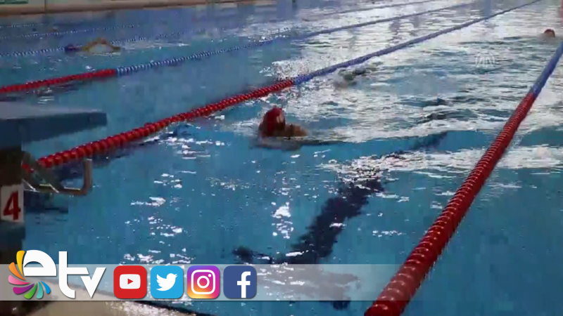 HEDEFİ AY-YILDIZLI MAYOYU GİYMEK