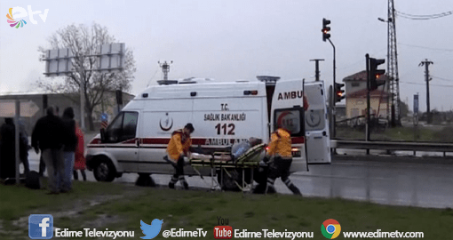 İKİ OTOMOBİL ÇARPIŞTI