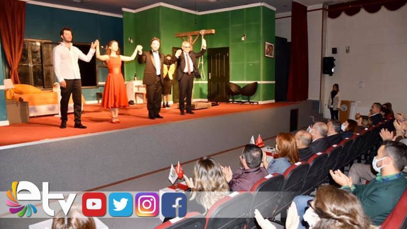 KEŞAN’DA DEVLET TİYATROSU PERDELERİNİ AÇTI