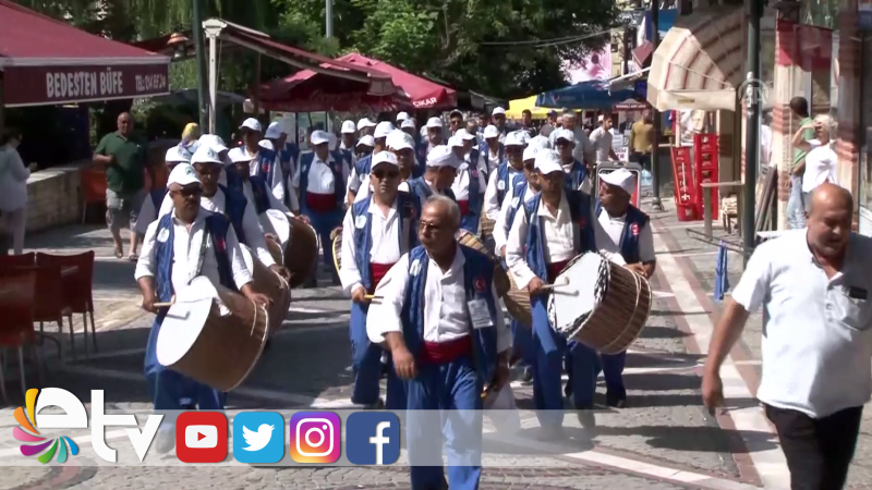 KIRKPINAR DAVUL ZURNA EKİBİ SOKAKLARDA