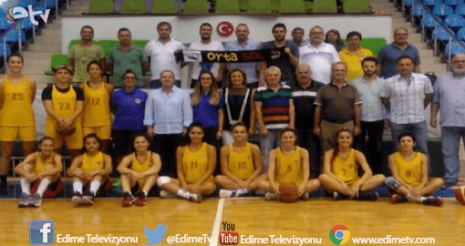 KIZLARIMIZ LİDERE KAFA TUTTU AMA YENEMEDİ.