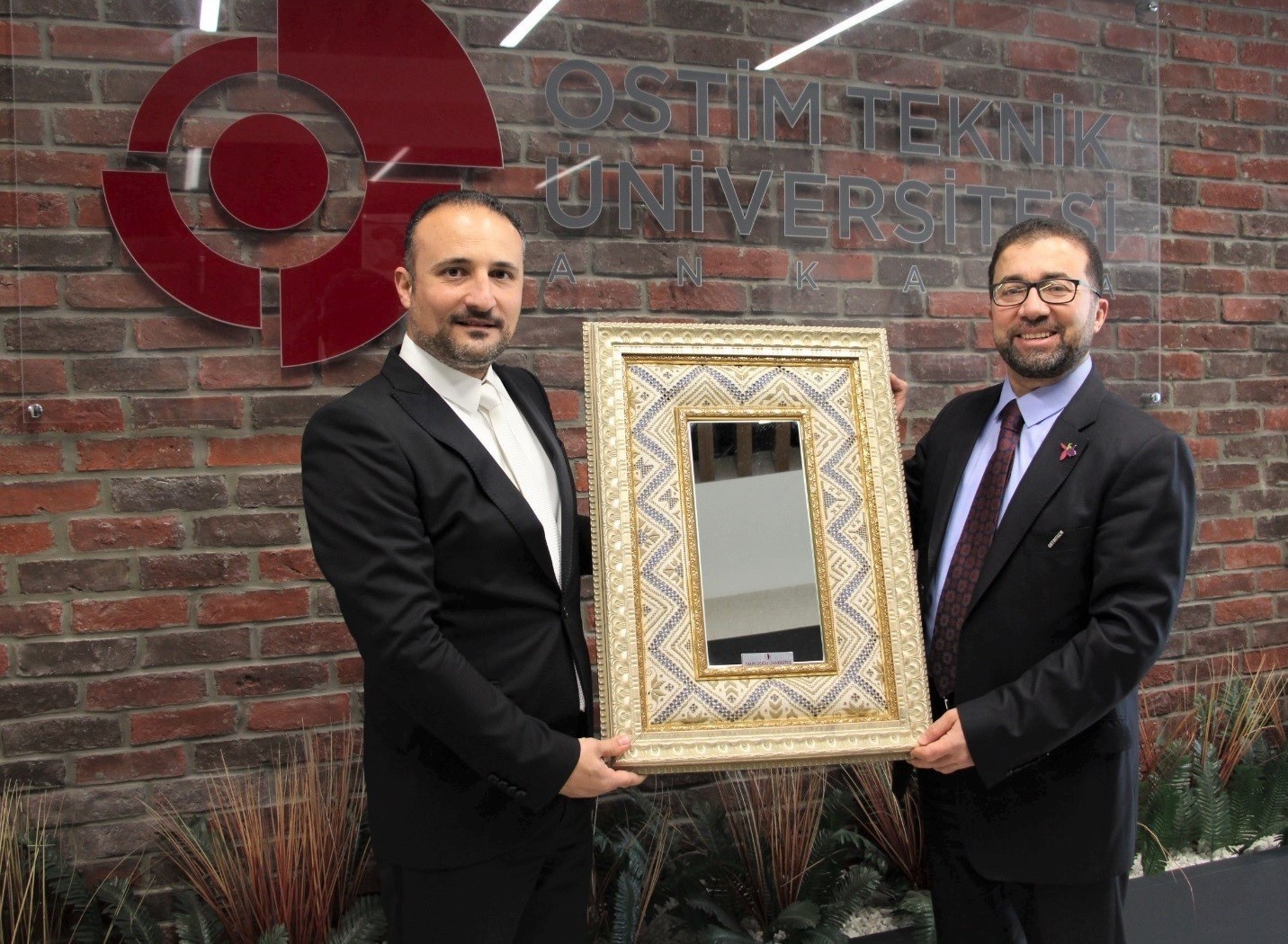 KKTC’nin yerli otomobilinden gençlere staj ve işe alım olanağı Kuzey Kıbrıs Türk Cumhuriyeti’nin yerli otomobili GÜNSEL, üniversite öğrencilerine staj ve işe alım olanakları sunacak. Kuzey Kıbrıs Türk ...