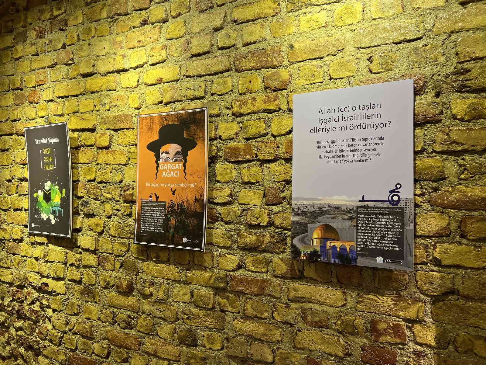 “Kudüs Miraç Grafik Tasarım" sergisi kapılarını açtı Miraç Kandili münasebetiyle Hucurat Hareketi, farkındalık çalışması kapsamında 3 gün sürecek olan “Kudüs Miraç Grafik Tasarım" sergisini ...