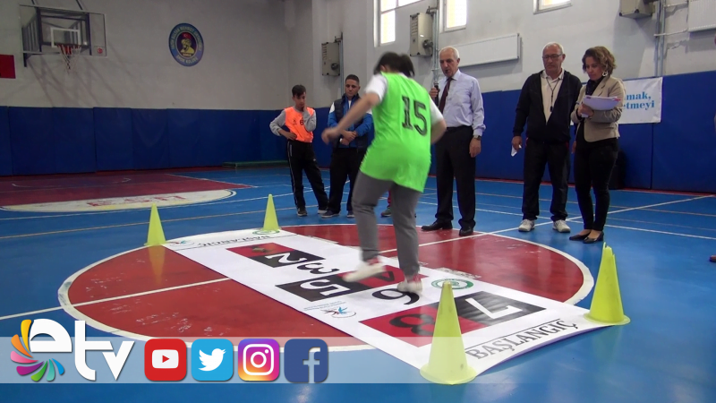 MENDİL KAPMACA VE SEKSEK OYNADILAR