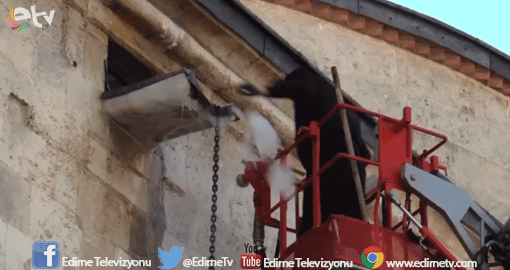 METRELERCE SARKITLAR KIRILDI