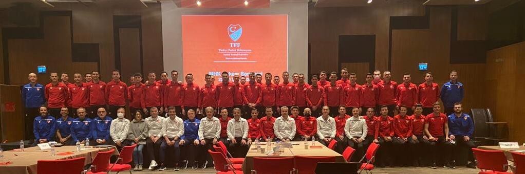 MHK Şubat ayı hakem gelişim programı sona erdi Merkez Hakem Kurulu (MHK), Hakem Gelişim Programları çerçevesinde, 22-24 Şubat 2022 tarihleri arasında MHK Şubat ayı değerlendirme semineri ...