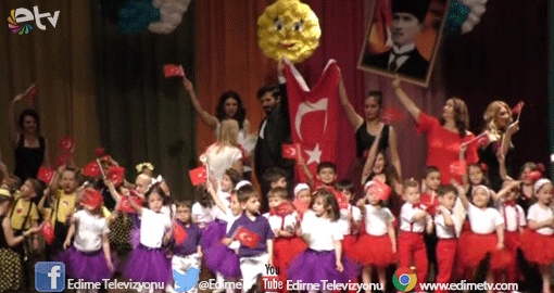 MİNİKLERİN GÖSTERİSİ BÜYÜLEDİ