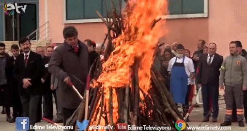 NEVRUZ ATEŞİ YANDI
