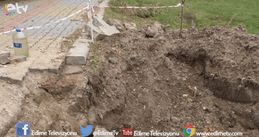 OBRUK DEĞİL PATLAK ÇUKURU!