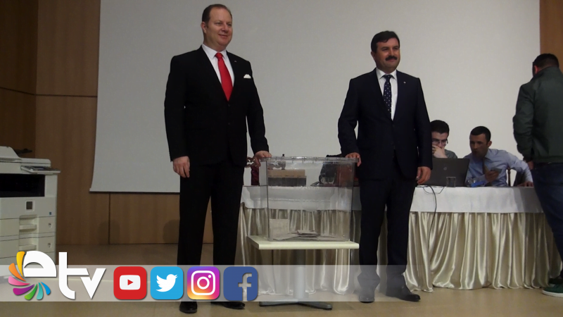 ÖZTÜRK VE EKİBİ GÜVEN TAZELEDİ