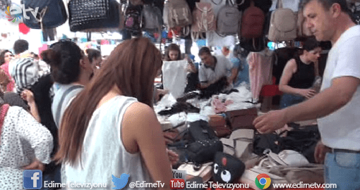 PAZARDA ESNAFIN YÜZÜ GÜLDÜ