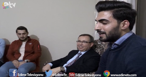 REKTÖR ÖĞRENCİ EVİNE KONUK OLDU