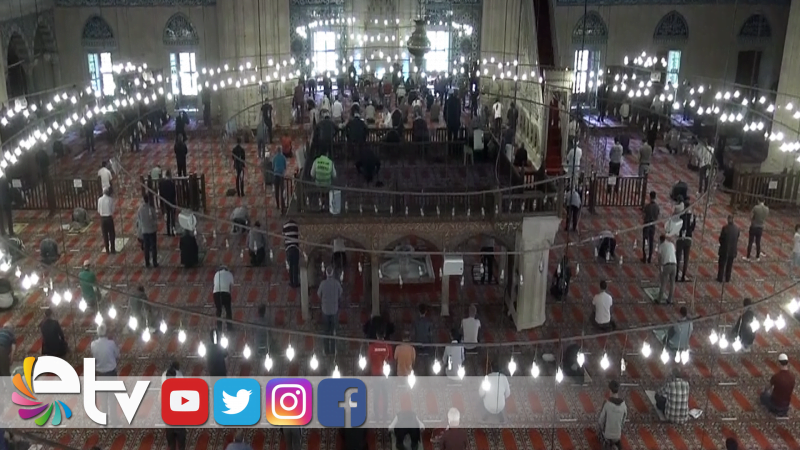 SELİMİYE CAMİİ’NDE RAMAZAN’IN SON CUMA NAMAZI KILINDI