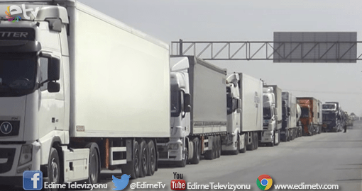 SINIRDA 25 KM TIR KUYRUĞU