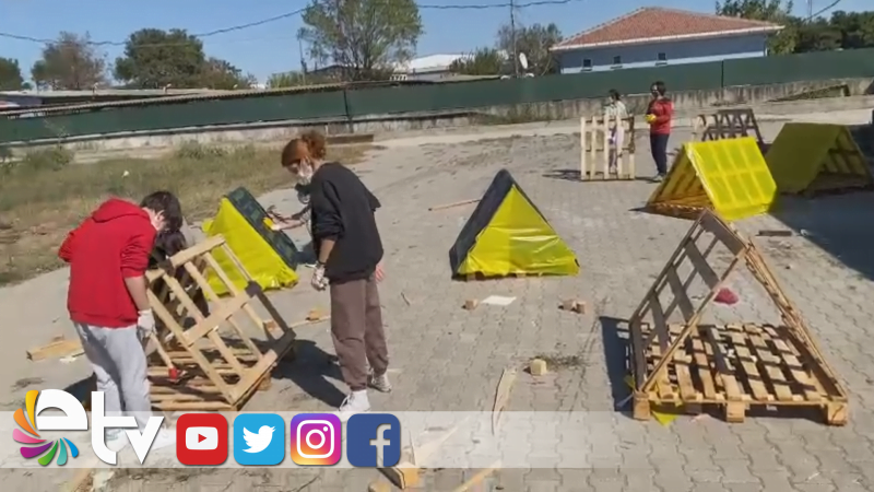 SOKAK HAYVANLARI İÇİN KIŞLIK KULÜBE YAPTILAR