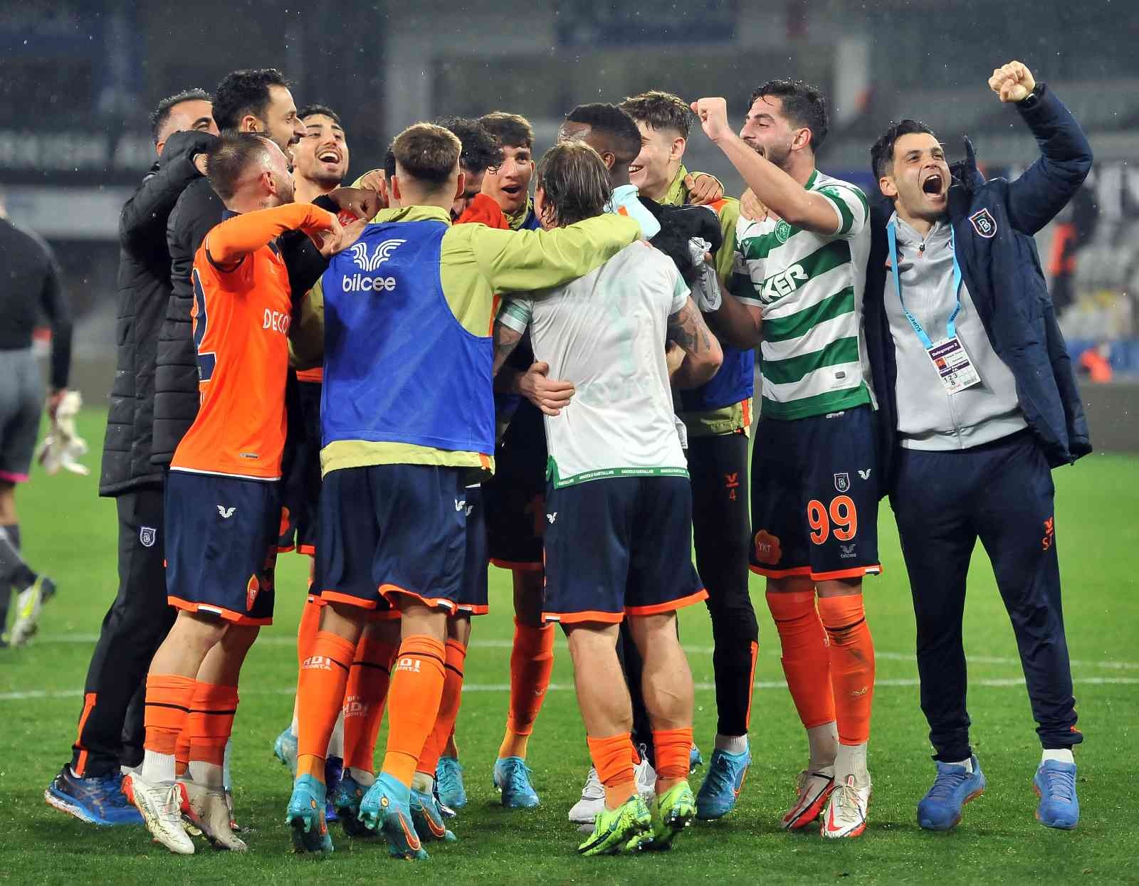 Spor Toto Süper Lig: Başakşehir: 2 - Konyaspor: 1 (Maç sonucu) Başakşehir, 21. hafta erteleme mücadelesinde İH Konyaspor’u konuk etti. Ev sahibi ekip, ilk yarısını 1-0 geride kapattığı mücadeleden 2-1’lik ...