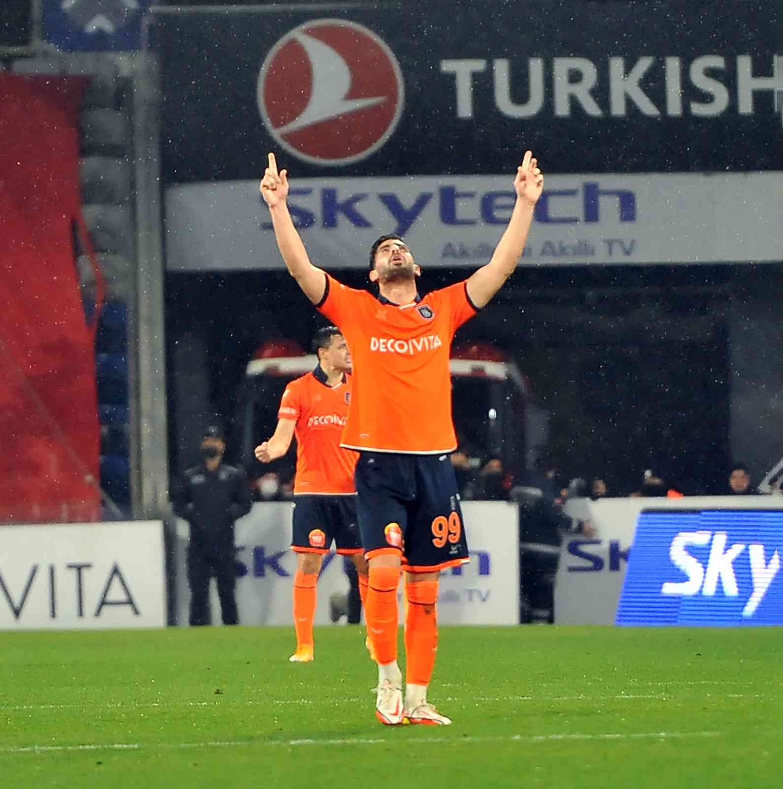 Spor Toto Süper Lig: Başakşehir: 2 - Konyaspor: 1 (Maç sonucu) Başakşehir, 21. hafta erteleme mücadelesinde İH Konyaspor’u konuk etti. Ev sahibi ekip, ilk yarısını 1-0 geride kapattığı mücadeleden 2-1’lik ...