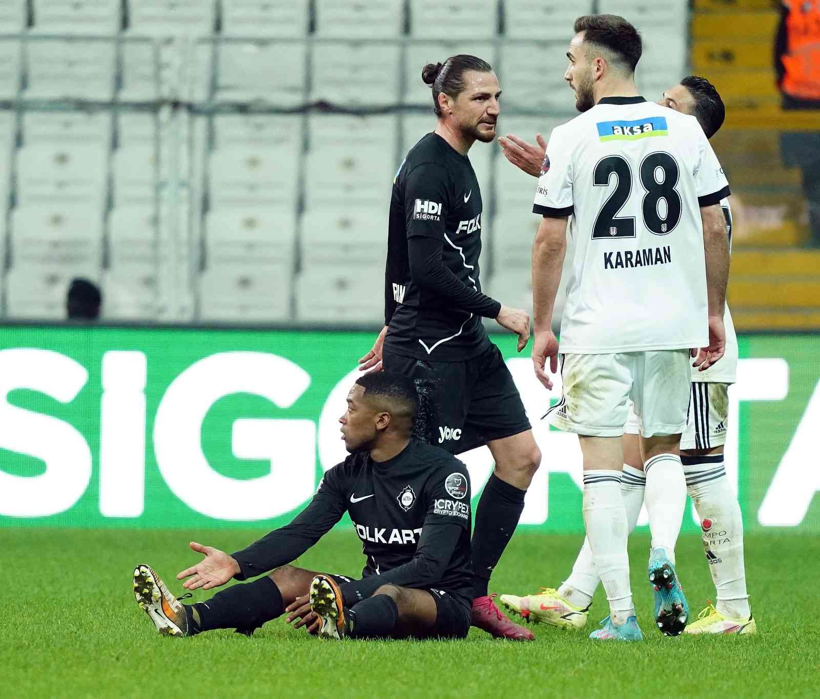 Spor Toto Süper Lig: Beşiktaş: 1 - Altay: 0 (Maç sonucu) Spor Toto Süper Lig’in 26. haftasında Beşiktaş, Altay’ı ağırladı. Müsabaka siyah-beyazlı ekibin 1-0’lık üstünlüğüyle sona erdi. Maçtan ...