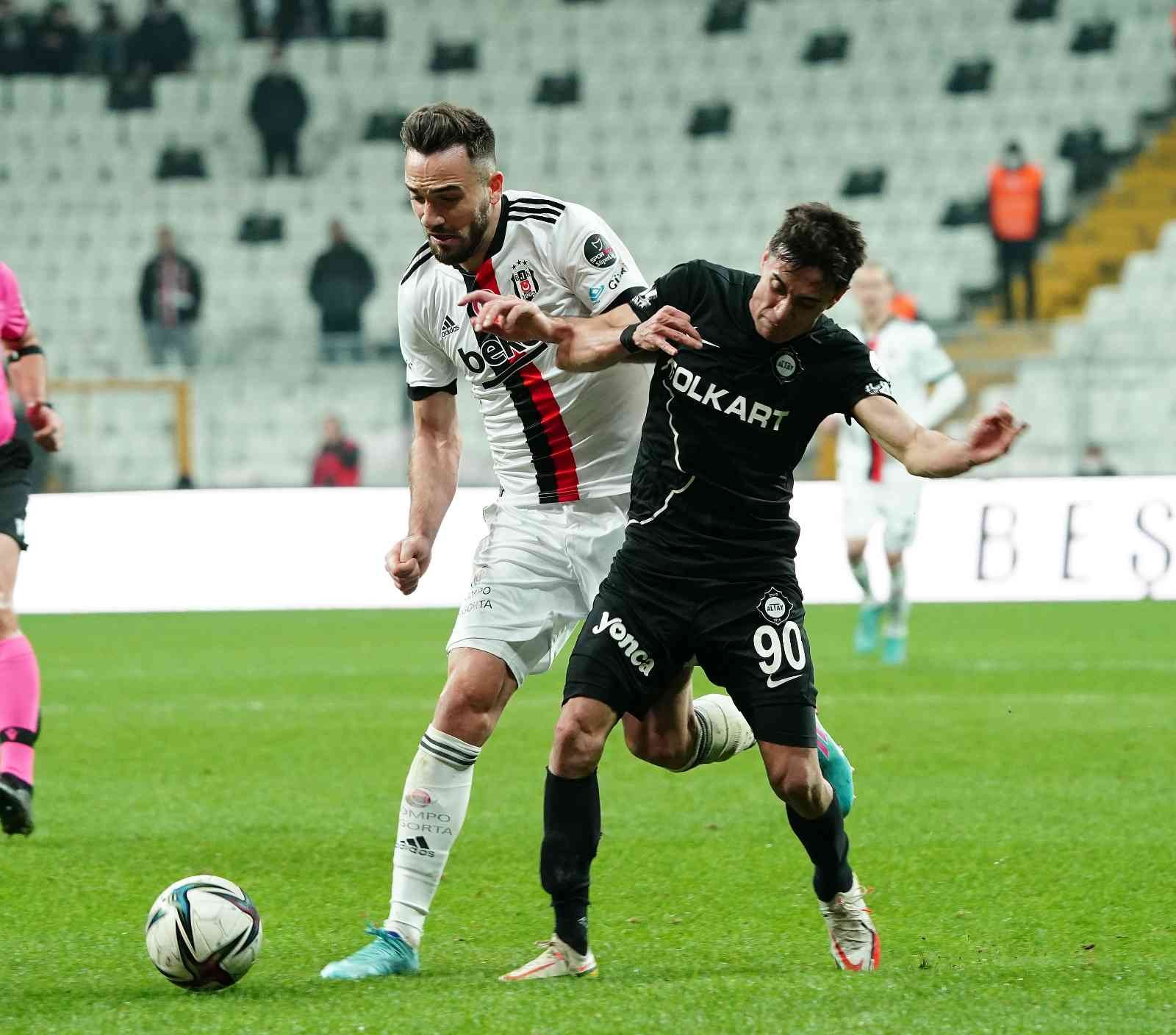 Spor Toto Süper Lig: Beşiktaş: 1 - Altay: 0 (Maç sonucu) Spor Toto Süper Lig’in 26. haftasında Beşiktaş, Altay’ı ağırladı. Müsabaka siyah-beyazlı ekibin 1-0’lık üstünlüğüyle sona erdi. Maçtan ...