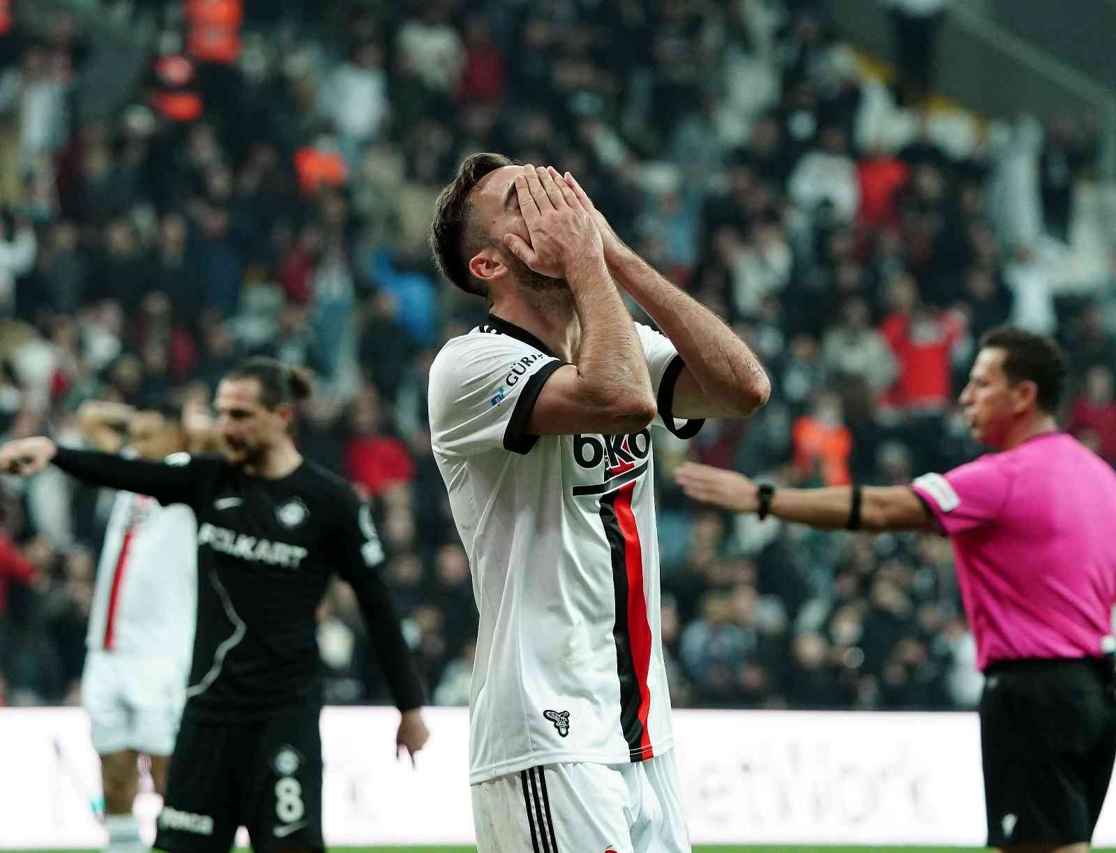 Spor Toto Süper Lig: Beşiktaş: 1 - Altay: 0 (Maç sonucu) Spor Toto Süper Lig’in 26. haftasında Beşiktaş, Altay’ı ağırladı. Müsabaka siyah-beyazlı ekibin 1-0’lık üstünlüğüyle sona erdi. Maçtan ...