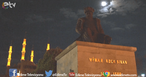 “SÜPER AY” BÜYÜLEDİ
